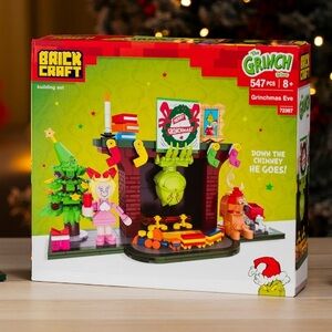 Brick Craft The Grinch Grinchmas Eve Fireplace Building Kit 547pc Set
